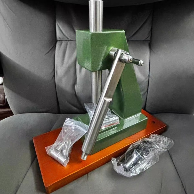 Crystal Press Tool - Outil de pressage de fond de