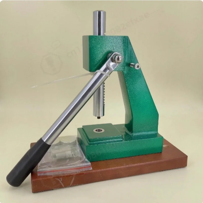 Outil de pressage de fond de b - Crystal Press Tool avis et prix